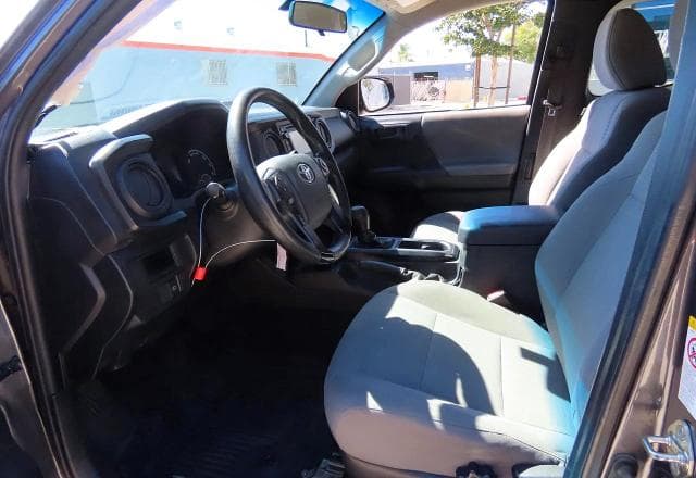 2019 TOYOTA TACOMA SR 9