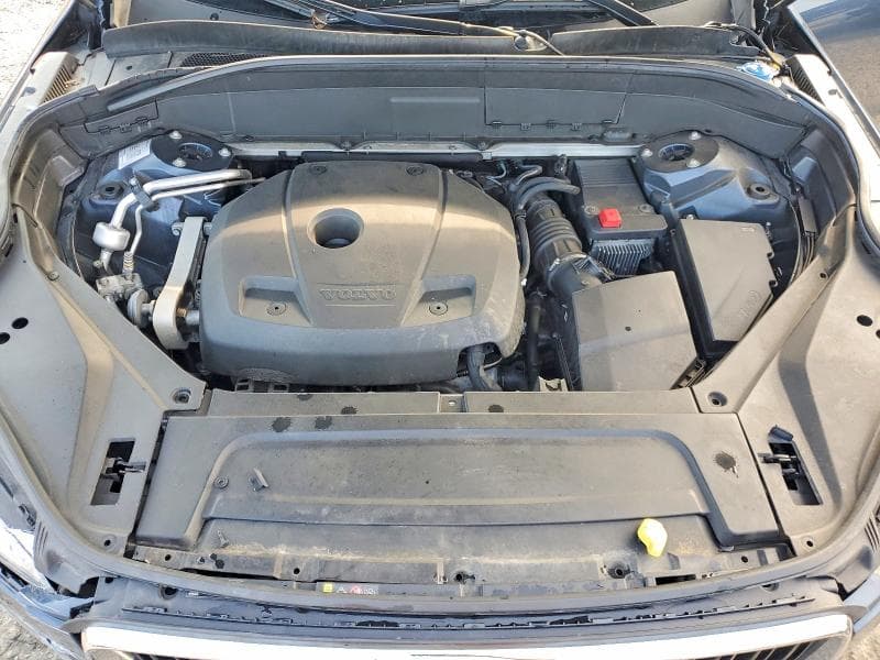 2018 VOLVO XC90 T6 12