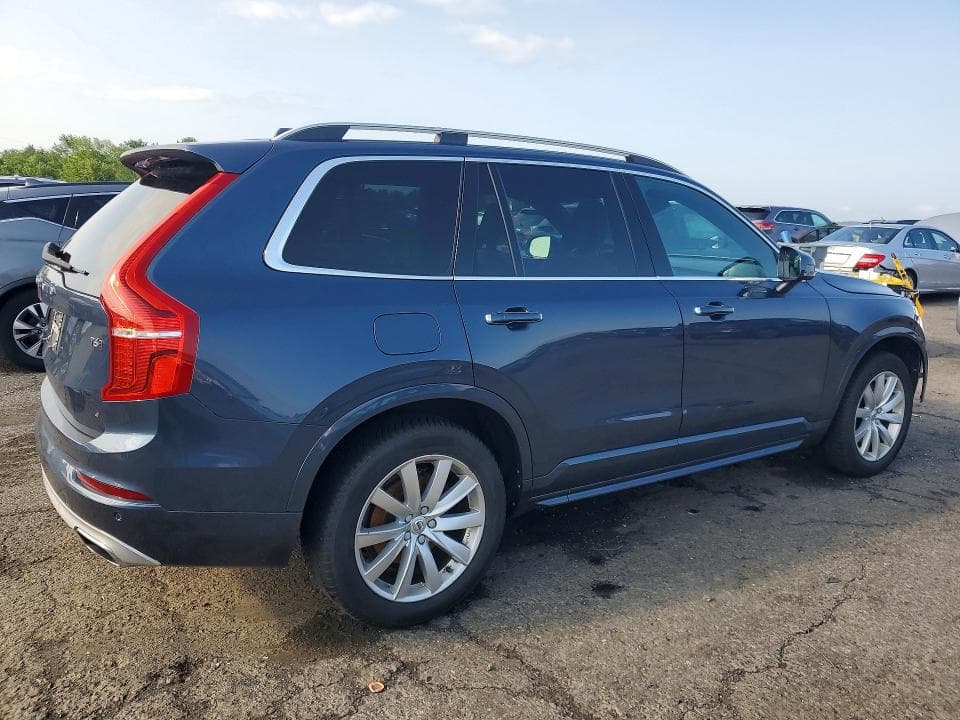 2018 VOLVO XC90 T6 3