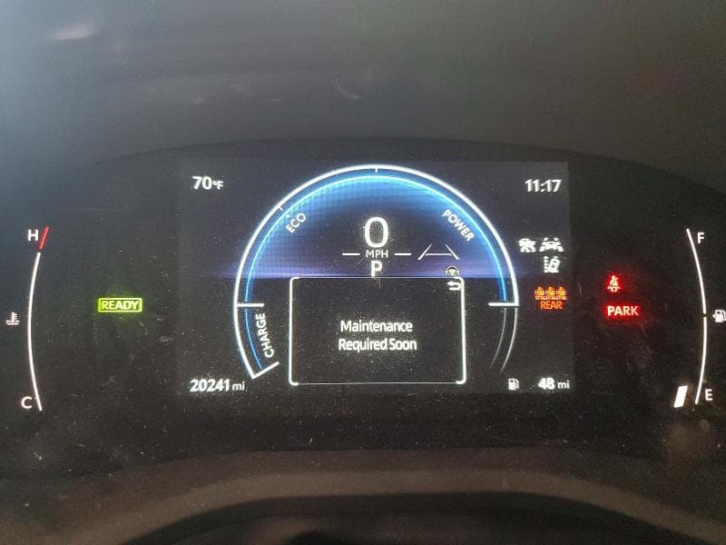 2025 TOYOTA CAMRY SE 9