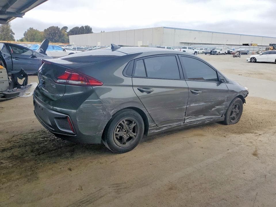 2021 HYUNDAI IONIQ BLUE 3