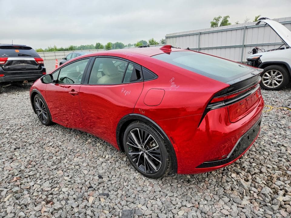 2024 TOYOTA PRIUS XLE 2