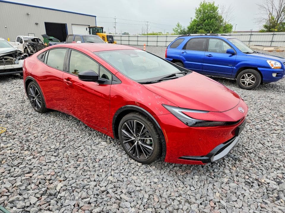 2024 TOYOTA PRIUS XLE 4
