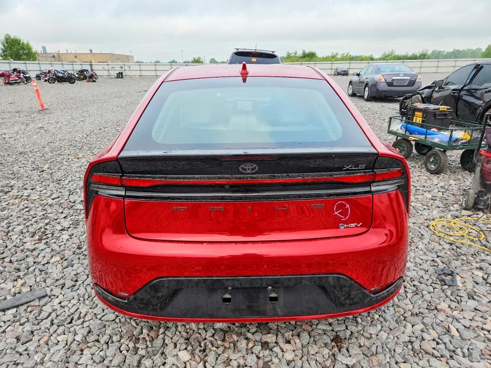 2024 TOYOTA PRIUS XLE 6