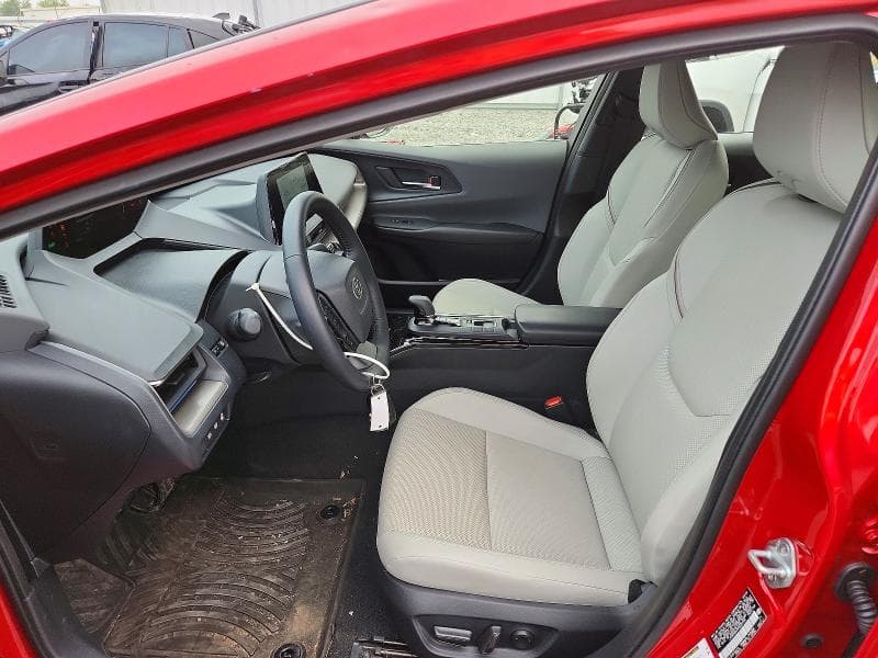 2024 TOYOTA PRIUS XLE 7