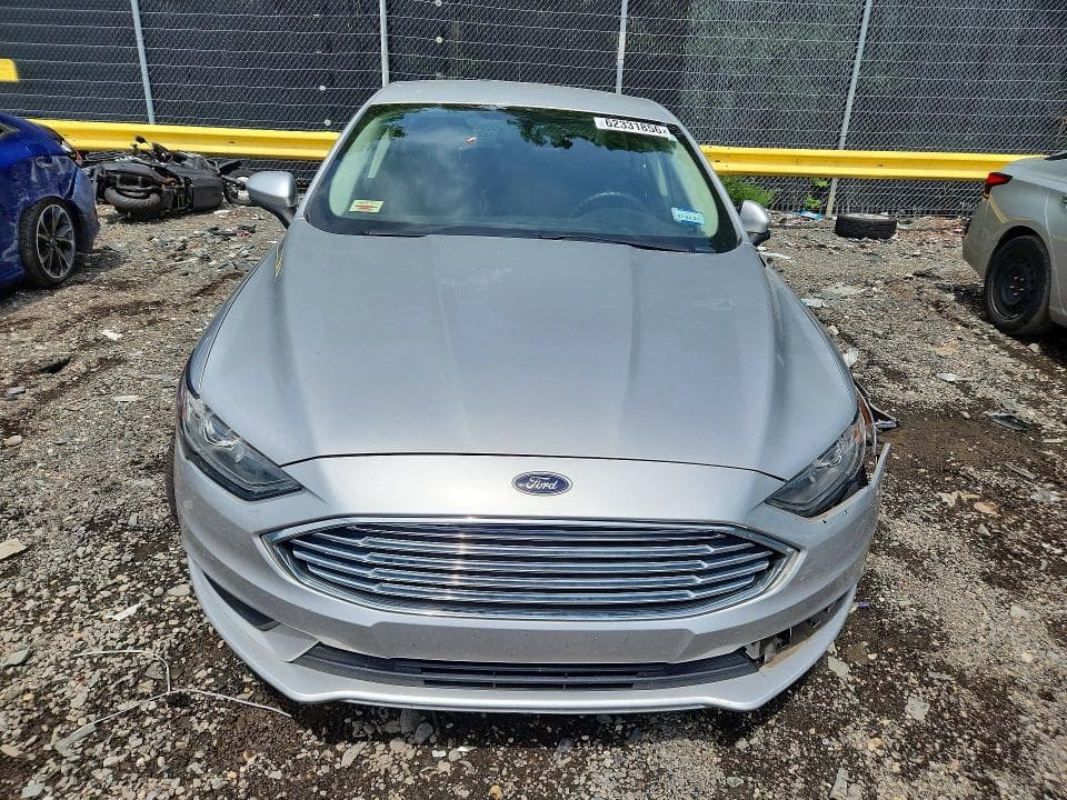 2017 FORD FUSION SE 5