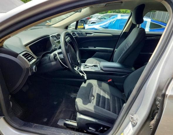 2017 FORD FUSION SE 7