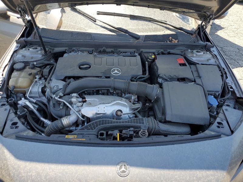 2019 MERCEDES-BENZ A 220 11