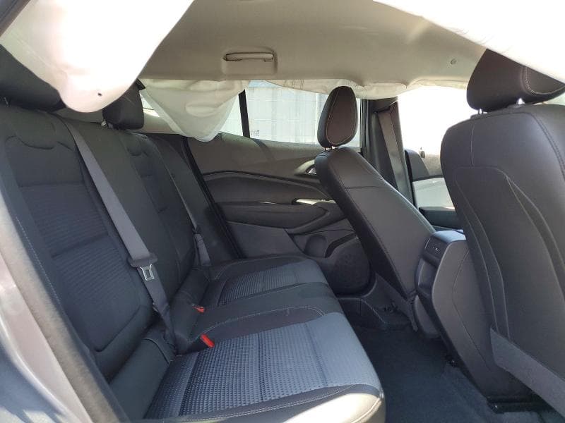 2025 CHEVROLET TRAX 1LT 11