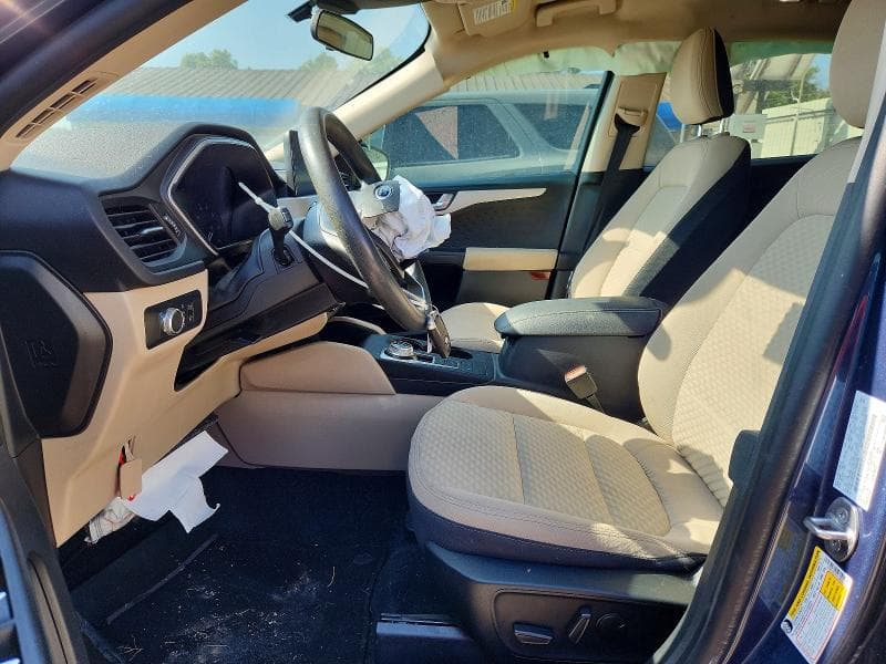 2020 FORD ESCAPE SE 7