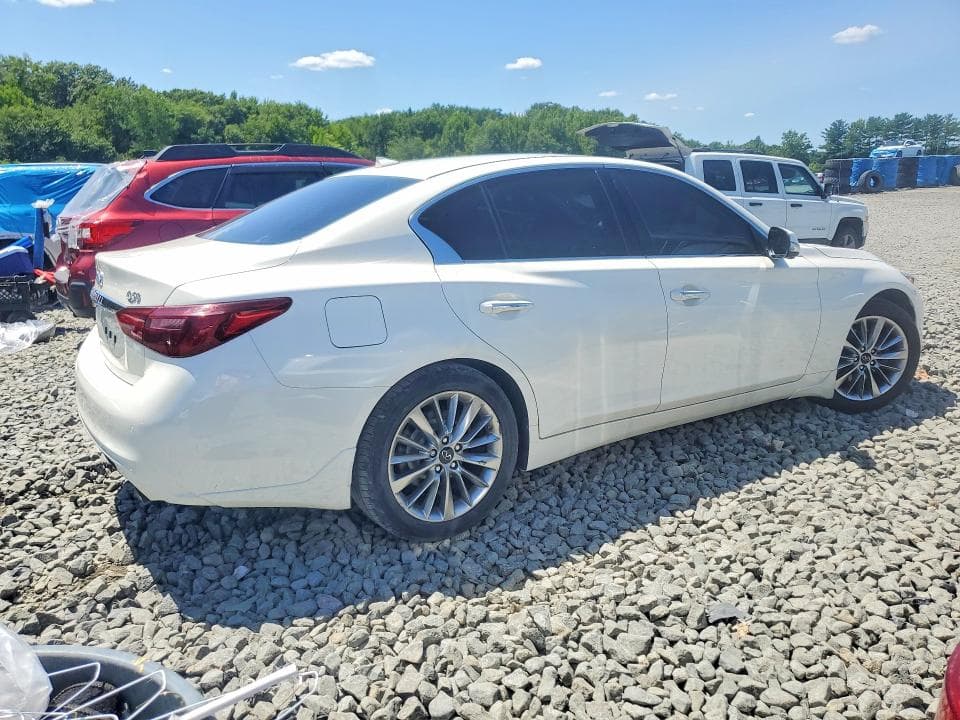 2021 INFINITI Q50 LUXE LUXE 4