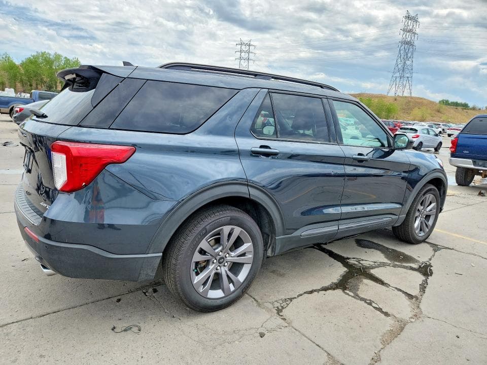 2022 FORD EXPLORER XLT 3