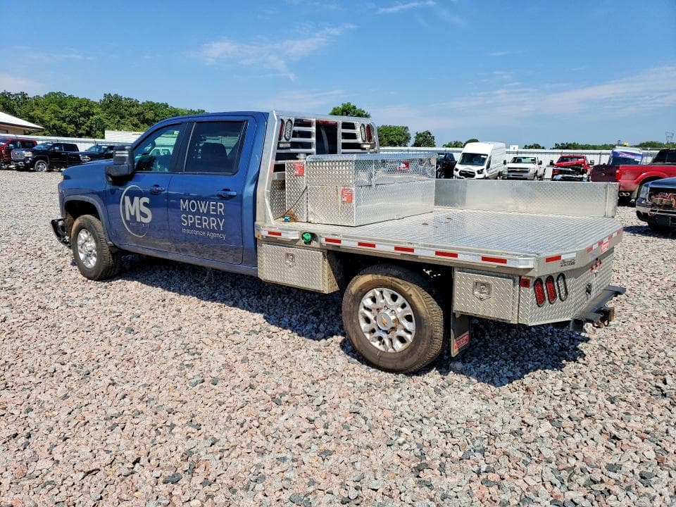 2025 CHEVROLET SILVERADO K3500 LT 2
