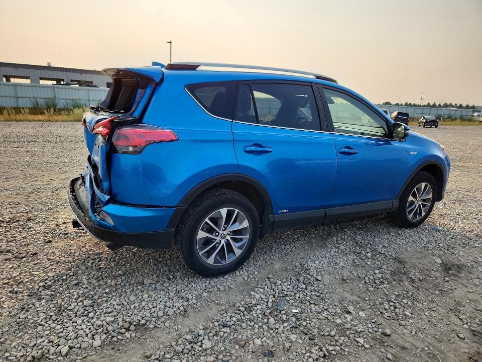 2018 TOYOTA RAV4 HYBRID LE 3