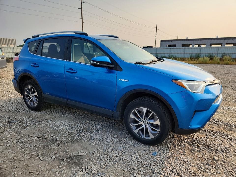 2018 TOYOTA RAV4 HYBRID LE 4