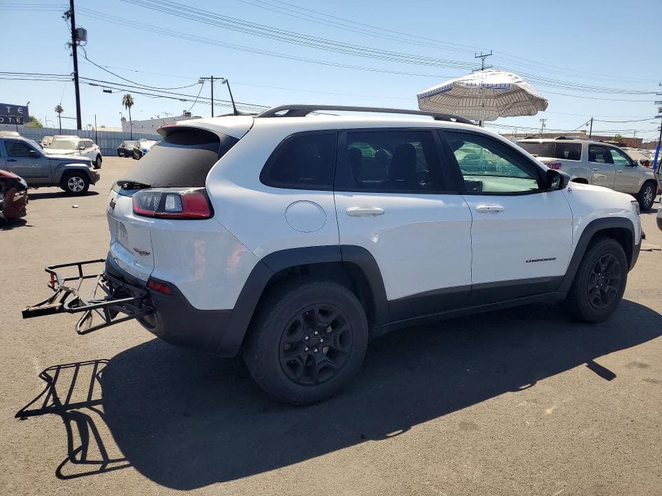 2019 JEEP CHEROKEE TRAILHAWK 3
