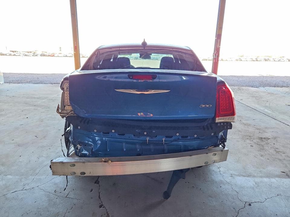 2020 CHRYSLER 300 TOURING 6