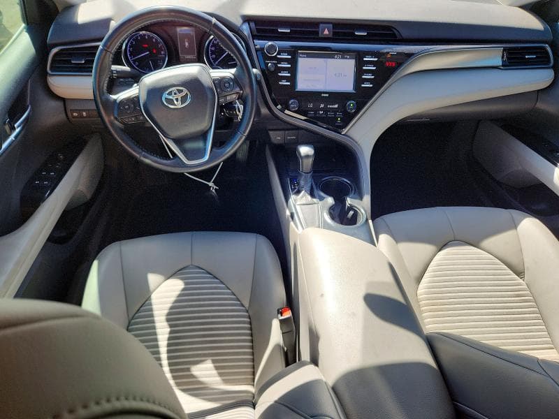 2020 TOYOTA CAMRY SE 8