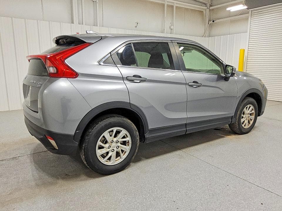 2019 MITSUBISHI ECLIPSE CROSS ES 3