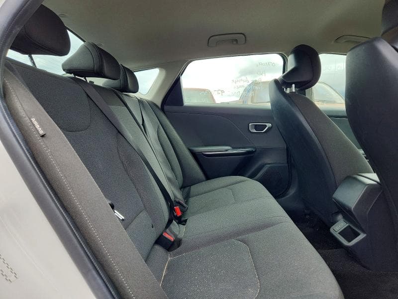 2025 KIA K4 LXS LXS 11
