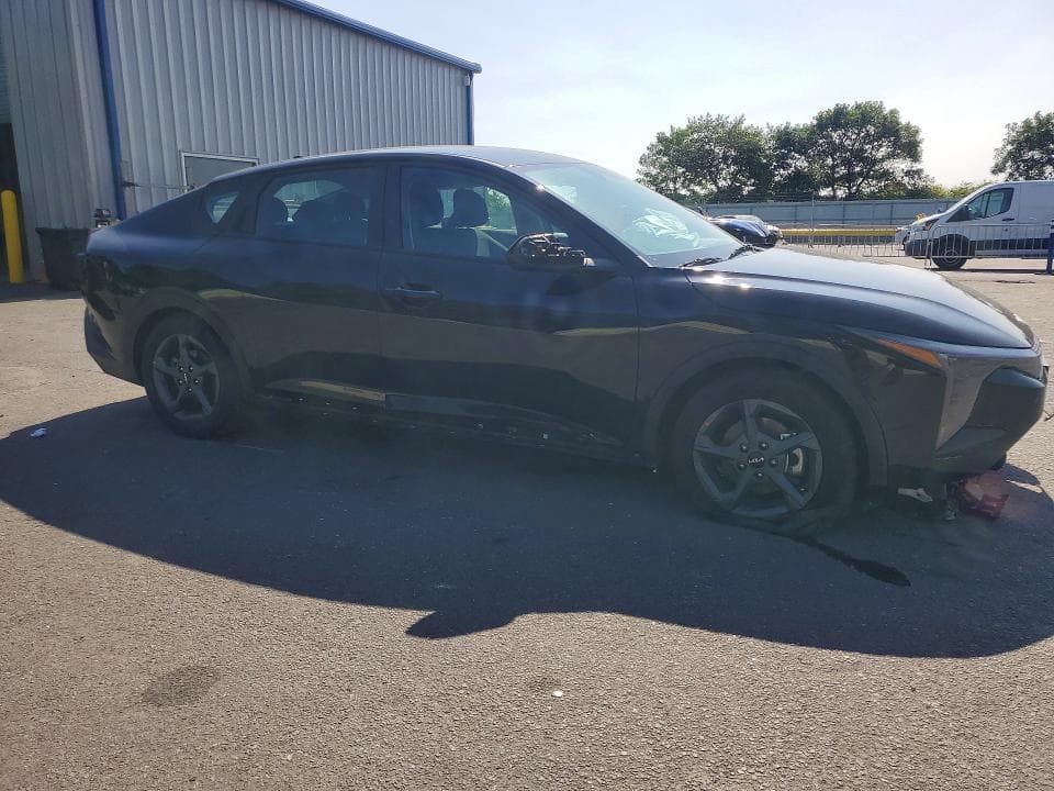 2026 KIA K4 LXS 4