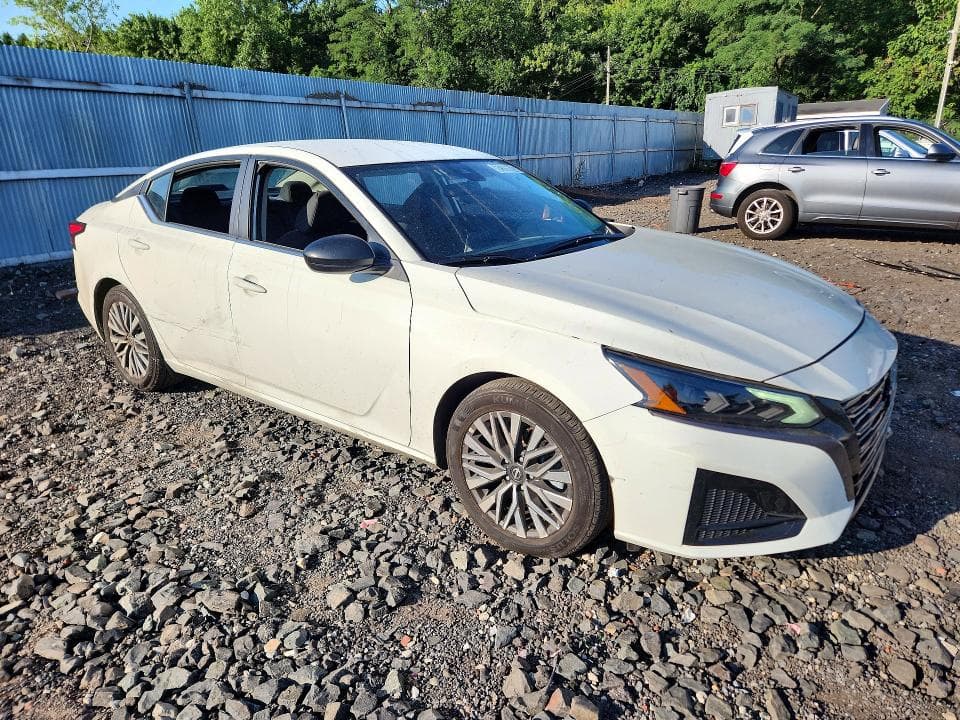 2026 NISSAN ALTIMA SV 4