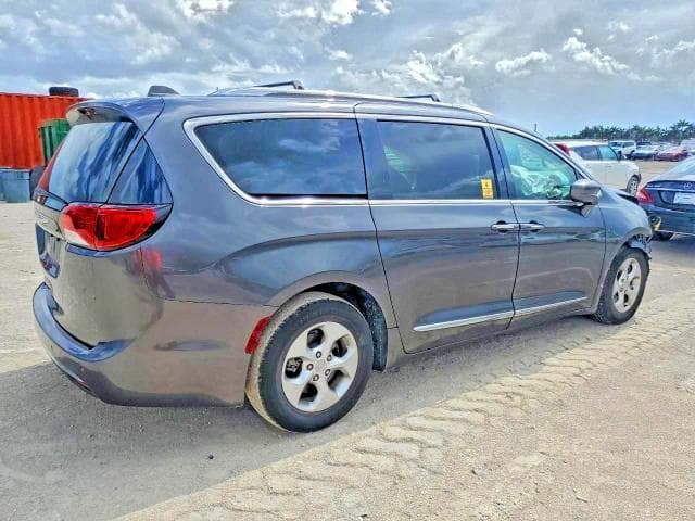2017 CHRYSLER PACIFICA TOURING L PLUS 3