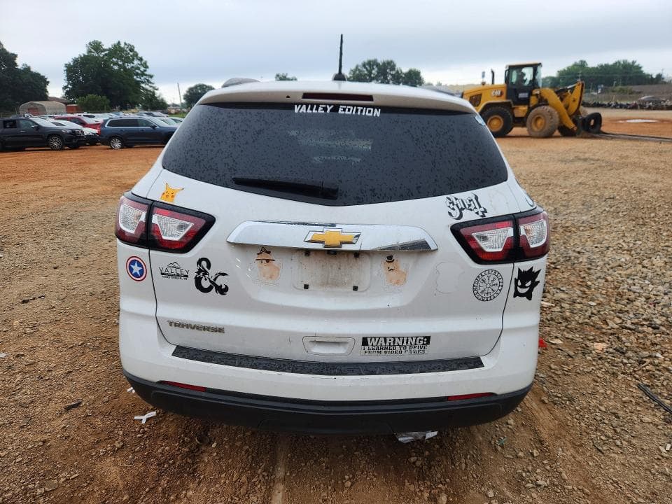 2017 CHEVROLET TRAVERSE LS 6