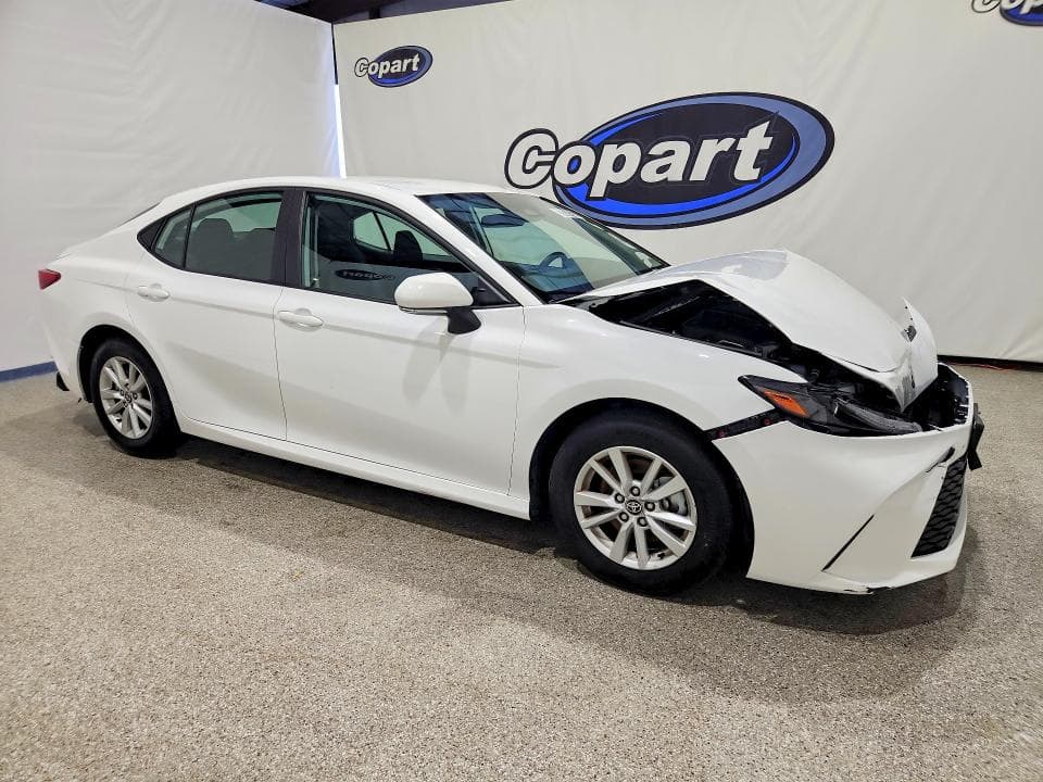 2025 TOYOTA CAMRY LE 4
