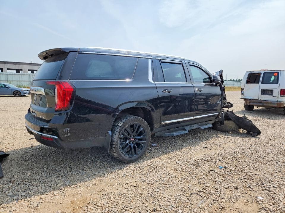 2021 GMC YUKON XL K1500 SLT 3