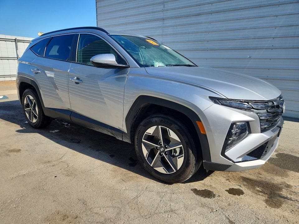 2026 HYUNDAI TUCSON SEL 4