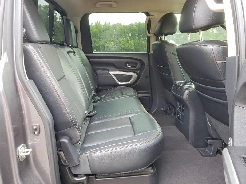 2017 NISSAN TITAN SL 10