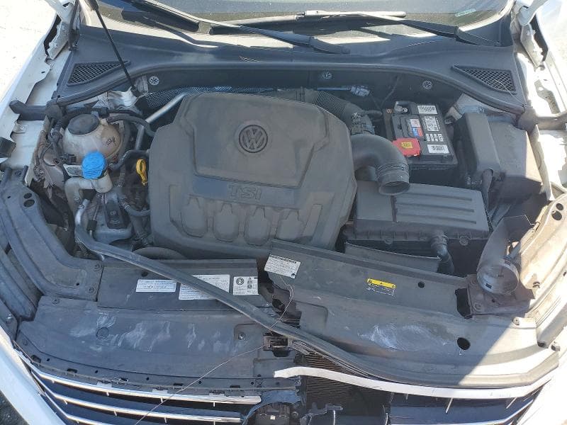 2018 VOLKSWAGEN PASSAT SE 11
