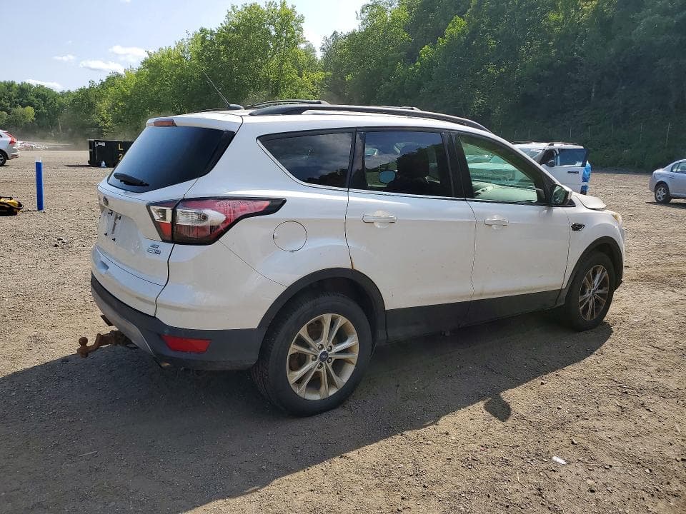 2017 FORD ESCAPE SE 3