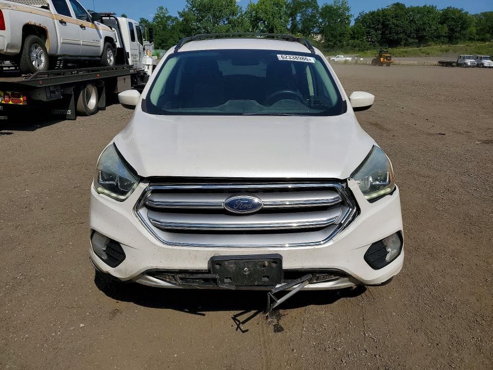 2017 FORD ESCAPE SE 5