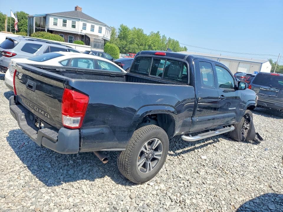 2017 TOYOTA TACOMA SR 3