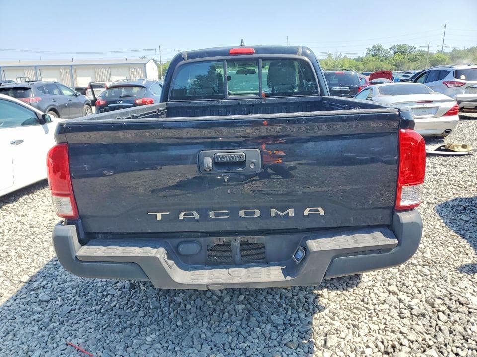 2017 TOYOTA TACOMA SR 6