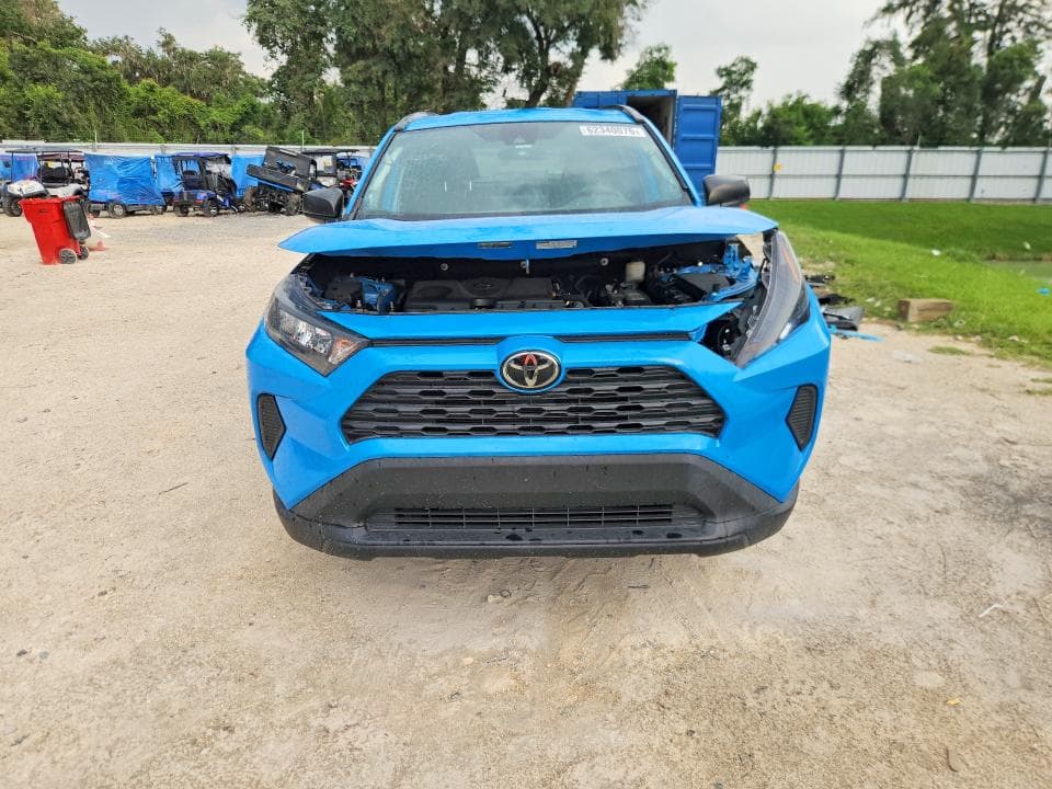 2021 TOYOTA RAV4 LE 5