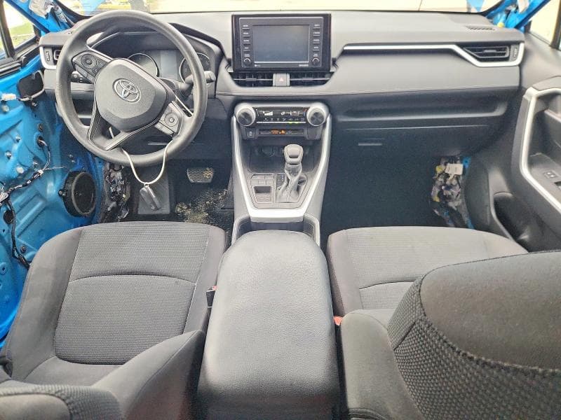 2021 TOYOTA RAV4 LE 8