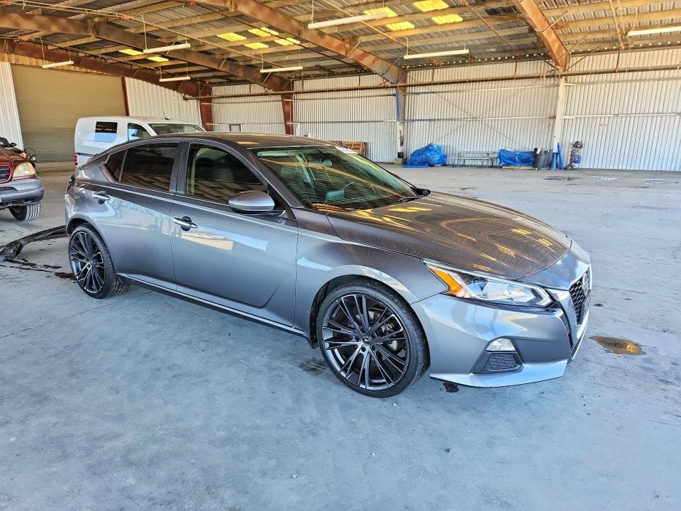 2019 NISSAN ALTIMA S 4