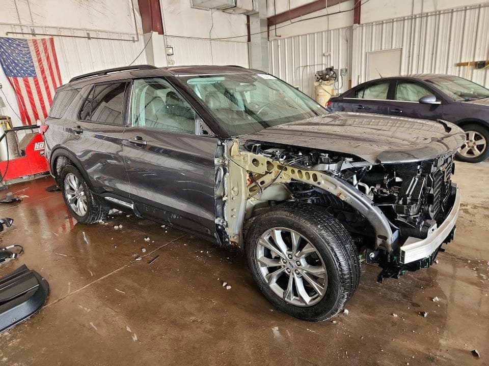 2022 FORD EXPLORER XLT 4