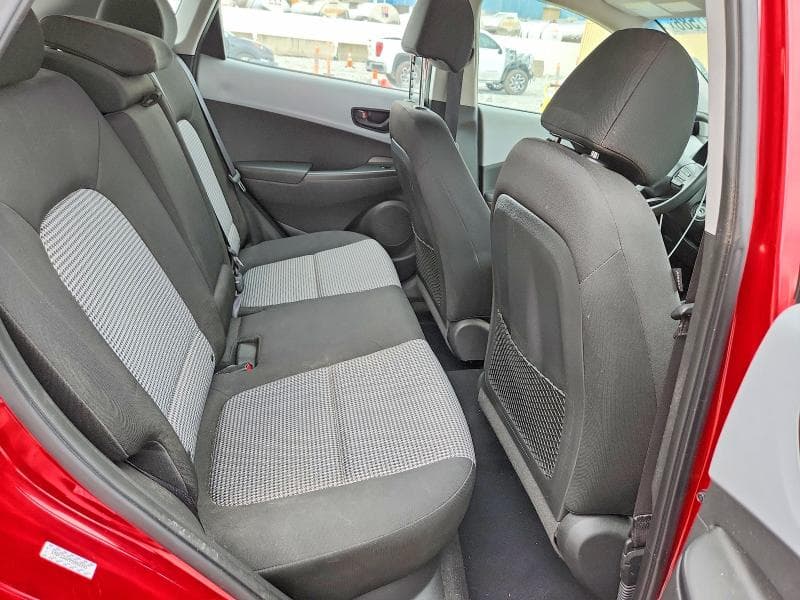 2021 HYUNDAI KONA SE 11
