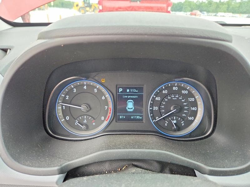 2021 HYUNDAI KONA SE 9