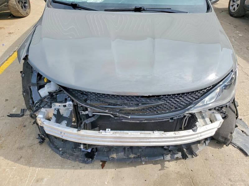 2020 CHRYSLER PACIFICA TOURING L PLUS 12