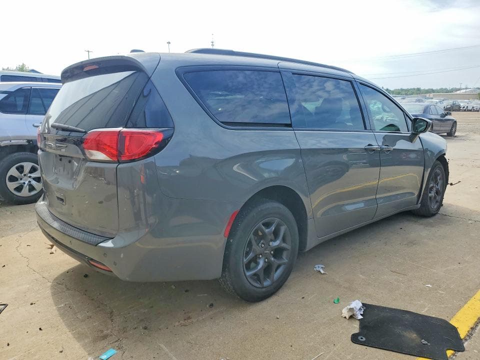 2020 CHRYSLER PACIFICA TOURING L PLUS 3