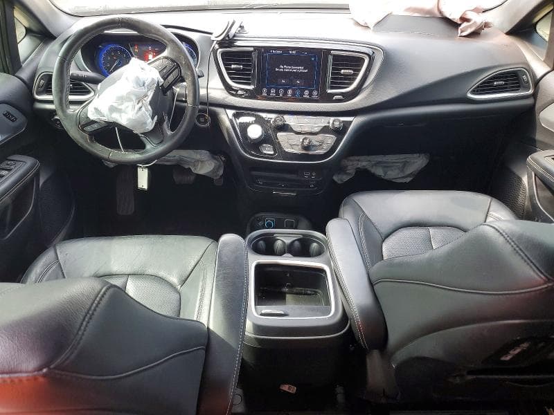 2020 CHRYSLER PACIFICA TOURING L PLUS 8
