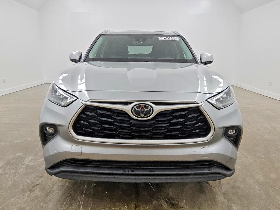 2020 TOYOTA HIGHLANDER XLE 5