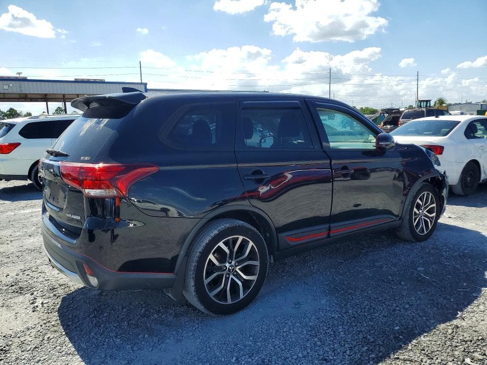 2017 MITSUBISHI OUTLANDER SE 3
