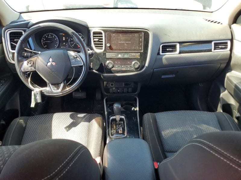 2017 MITSUBISHI OUTLANDER SE 8