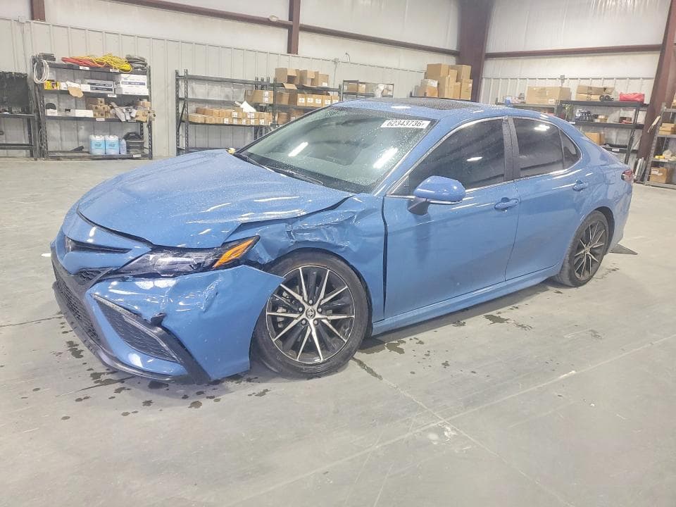 2024 TOYOTA CAMRY SE - 1